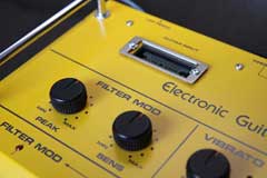 Roland GR-100